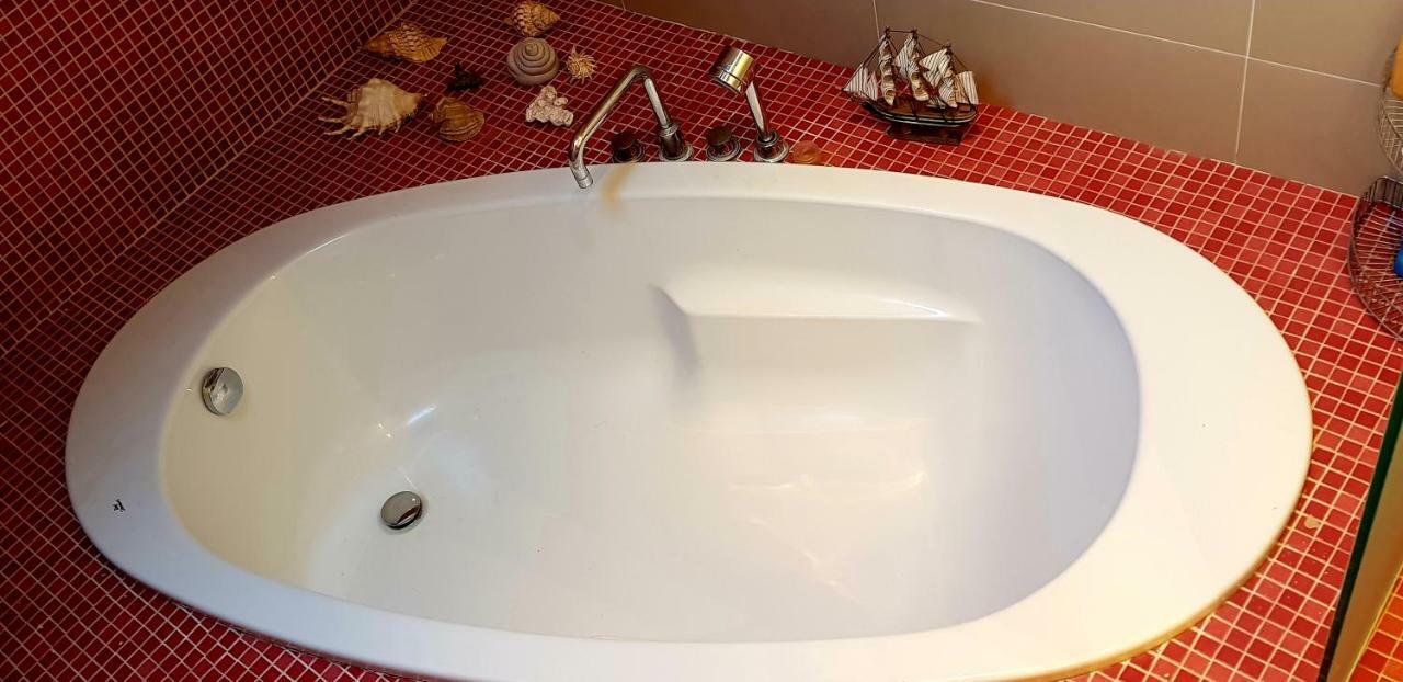 Exceptional Uzupis Bridge 3 Bedroom Apartment Βίλνιους Εξωτερικό φωτογραφία