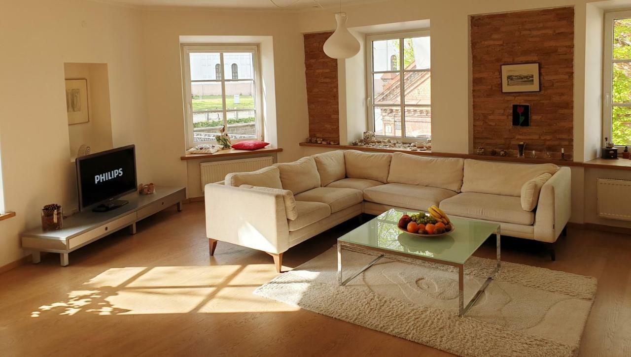 Exceptional Uzupis Bridge 3 Bedroom Apartment Βίλνιους Εξωτερικό φωτογραφία